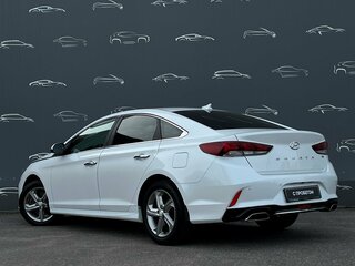 2018 Hyundai Sonata VII (LF) Рестайлинг, белый, 1623800 рублей, вид 4