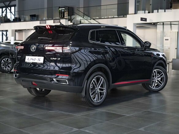 2026 Changan UNI-S I, чёрный, 3099900 рублей - вид 5