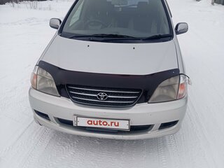 1999 Toyota Nadia, серебристый, 600000 рублей, вид 2