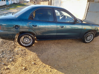 1998 Daewoo Nubira I, зелёный, 270000 рублей, вид 3