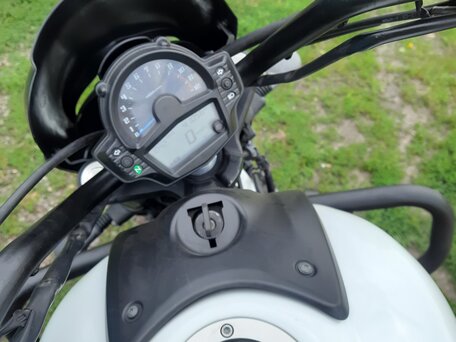2015 Kawasaki EN650 Vulcan S, белый, 580000 рублей, вид 5