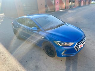 2018 Hyundai Elantra VI (AD), синий, 1200000 рублей, вид 2