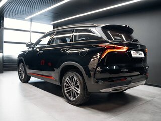 2024 Changan CS75 Plus III, чёрный, 2981315 рублей, вид 3