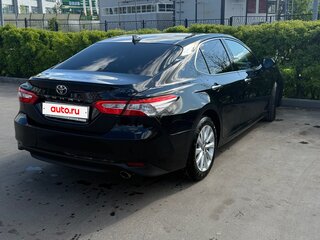 2020 Toyota Camry VIII (XV70), чёрный, 2850000 рублей, вид 5