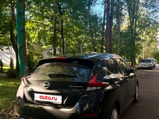 2019 Nissan Leaf II (ZE1), чёрный, 1950000 рублей, вид 3