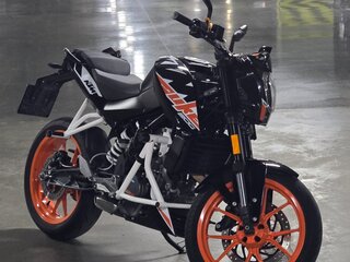 2021 KTM 200 Duke, чёрный, 320000 рублей, вид 3