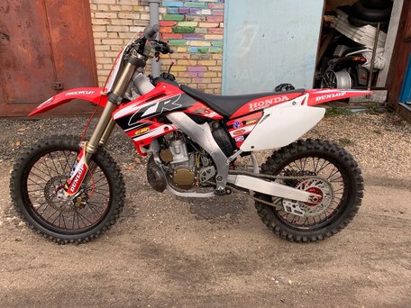 2002 Honda CR 250R, красный, 499999 рублей, вид 1