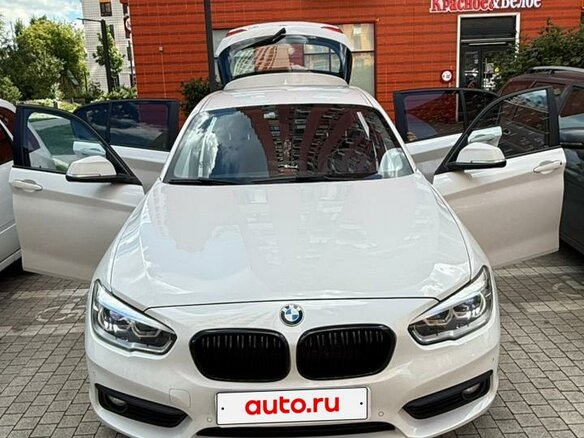2017 BMW 1 серии 118i II (F20/F21) Рестайлинг, белый, 1465000 рублей - вид 5