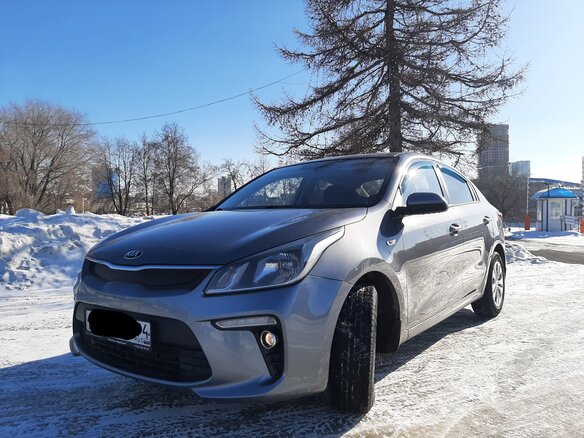 2018 Kia Rio IV, серый, 1510000 рублей - вид 3