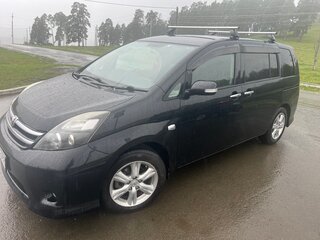 2010 Toyota ISis I Рестайлинг, чёрный, 1050000 рублей, вид 3