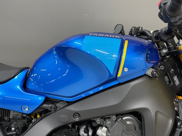 2023 Yamaha XSR900, синий, 1220000 рублей - вид 16