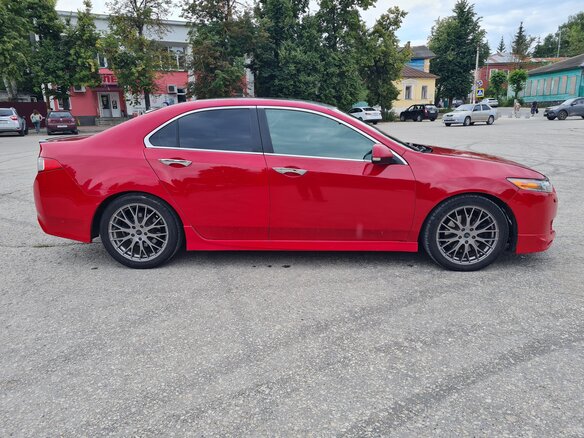 2008 Honda Accord VIII, красный, 1050000 рублей - вид 3