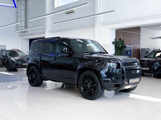 2021 Land Rover Defender 110 II, чёрный, 13500000 рублей, вид 3