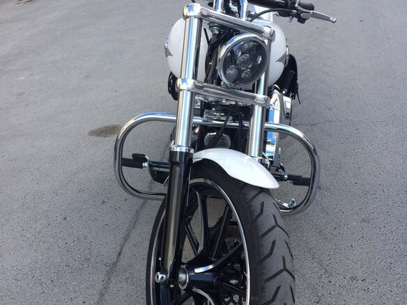 2015 Harley-Davidson Breakout, белый, 1800000 рублей - вид 1