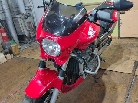 2001 Honda CB 900F Hornet, пурпурный, 420000 рублей, вид 2