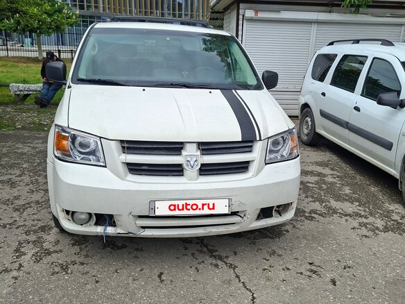 2007 Dodge Caravan Grand V, белый, 920000 рублей