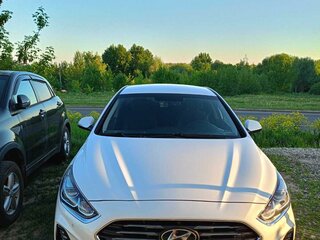 2018 Hyundai Sonata VII (LF) Рестайлинг, белый, 2500000 рублей, вид 2