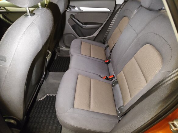 2013 Audi Q3 I (8U), оранжевый - вид 11