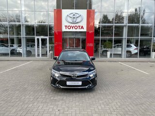 2017 Toyota Camry VII (XV50) Рестайлинг 2, чёрный, 2450000 рублей, вид 2
