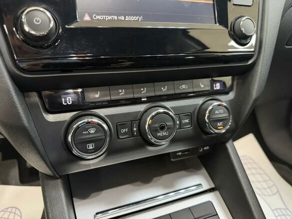 2017 Skoda Octavia III (A7), чёрный - вид 8