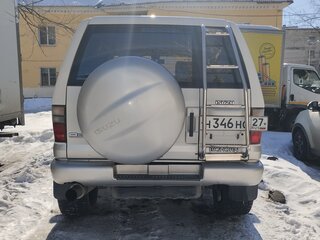 1999 Isuzu Bighorn II, белый, 1000000 рублей, вид 4
