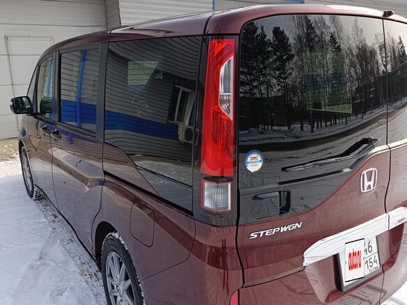 2017 Honda Stepwgn V, пурпурный, 2100000 рублей - вид 6