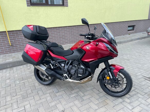 2024 Honda NT1100, красный, 1599000 рублей - вид 9