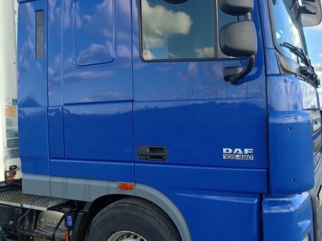 2019 DAF XF 105, синий, 7000000 рублей, вид 3