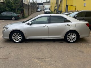 2012 Toyota Camry VII (XV50), серебристый, 2000000 рублей, вид 4