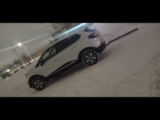 2017 Renault Kaptur I, серебристый, 1600000 рублей, вид 3