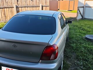 2001 Toyota Platz, серебристый, 310000 рублей, вид 4