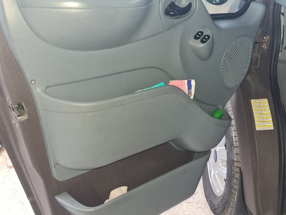 2013 Ford Transit, коричневый, 1700000 рублей - вид 9