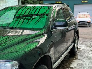 2006 Volkswagen Touareg I, чёрный, 850000 рублей, вид 5