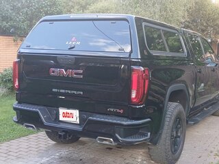 2022 GMC Sierra Crew Cab IV, чёрный, 5750000 рублей, вид 4