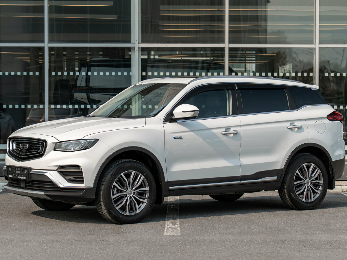 Открыть фотографии: Geely Atlas Pro