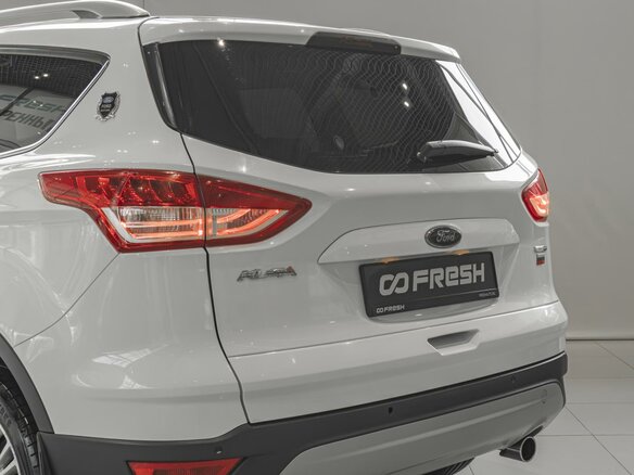2016 Ford Kuga II, белый - вид 6