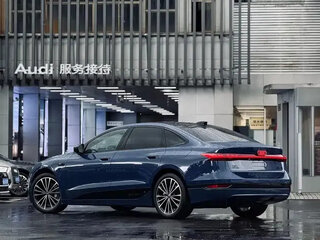2026 Audi A6 e-tron, синий, 8989099 рублей, вид 2
