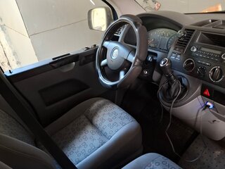 2008 Volkswagen Caravelle T5, синий, 1090000 рублей, вид 2