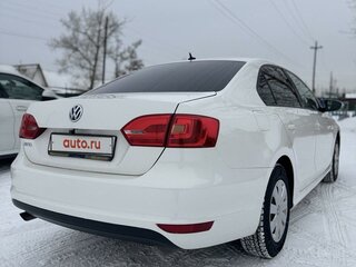 2014 Volkswagen Jetta VI Рестайлинг, белый, 1250000 рублей, вид 4