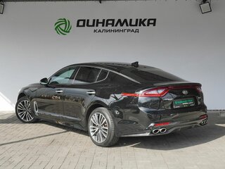 2018 Kia Stinger I, чёрный, 2079000 рублей, вид 3