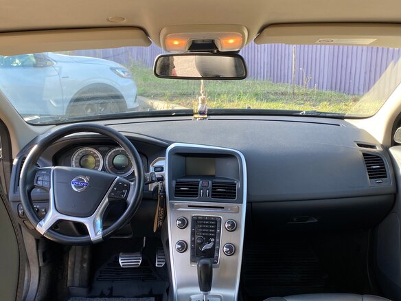 2011 Volvo XC60 I, серый - вид 9