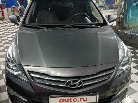 2015 Hyundai Solaris I Рестайлинг, серый, 950000 рублей