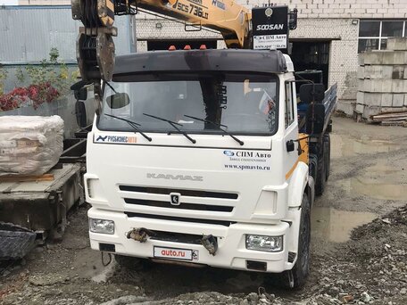 2019 КамАЗ 43118, белый, 6500000 рублей, вид 1
