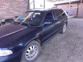 1998 Audi A4 I (B5), синий, 310000 рублей, вид 3
