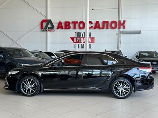 2021 Toyota Camry VIII (XV70) Рестайлинг, чёрный, 3600000 рублей, вид 4