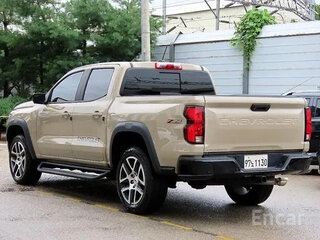 2023 Chevrolet Colorado III, коричневый, 4966412 рублей, вид 3