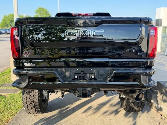 2026 GMC Sierra, чёрный - вид 12