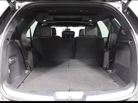 2016 Ford Explorer V Рестайлинг, серый, 2900000 рублей - вид 9