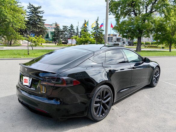 2021 Tesla Model S Plaid I Рестайлинг 2, чёрный, 8600000 рублей - вид 9