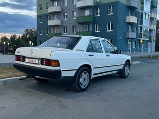 1984 Mercedes-Benz 190 (W201), белый, 500000 рублей, вид 5